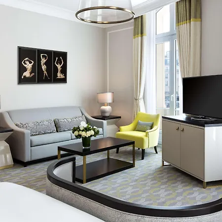 Hotel Hilton Opera 4*