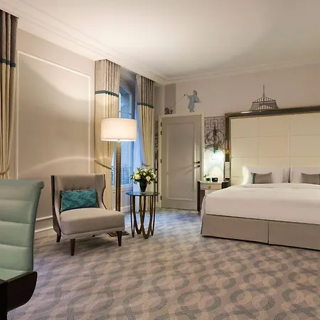 Hilton Opera